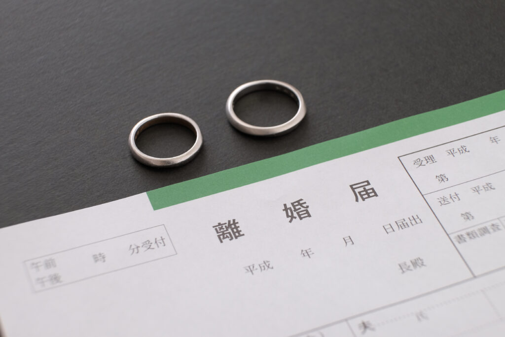 離婚後の慰謝料請求は可能？