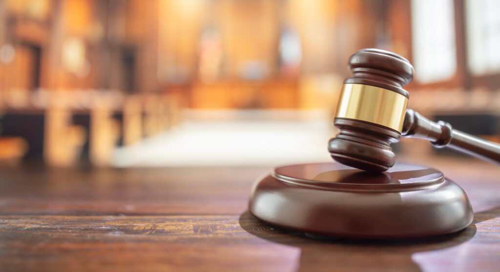 事実婚のパートナーによる浮気で慰謝料を請求した裁判例