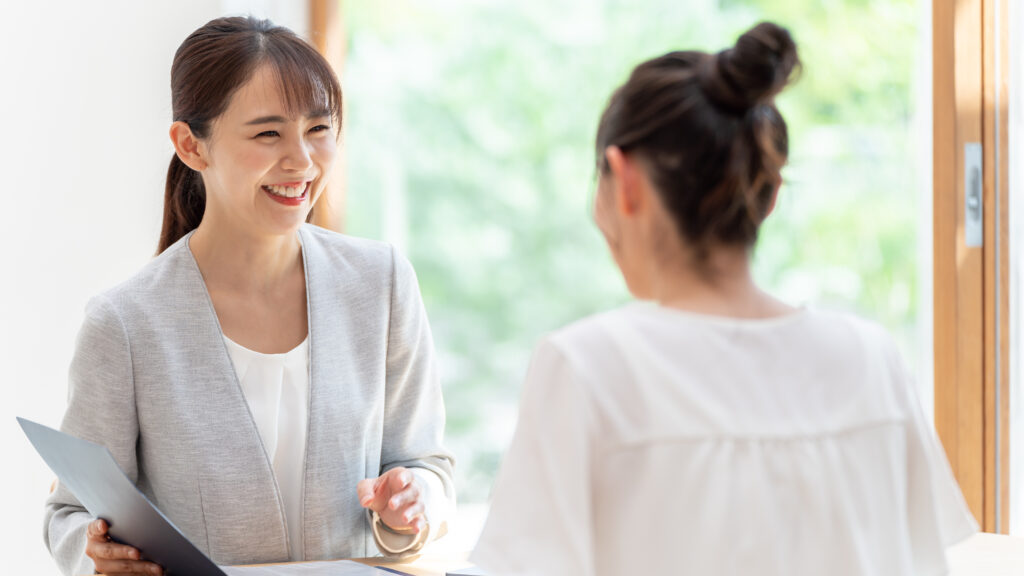 誰に相談すればいい？親の不倫に気づいたら子どもがとるべき行動