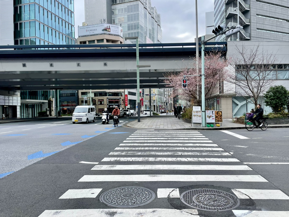 京橋駅から銀座本店へのアクセス2