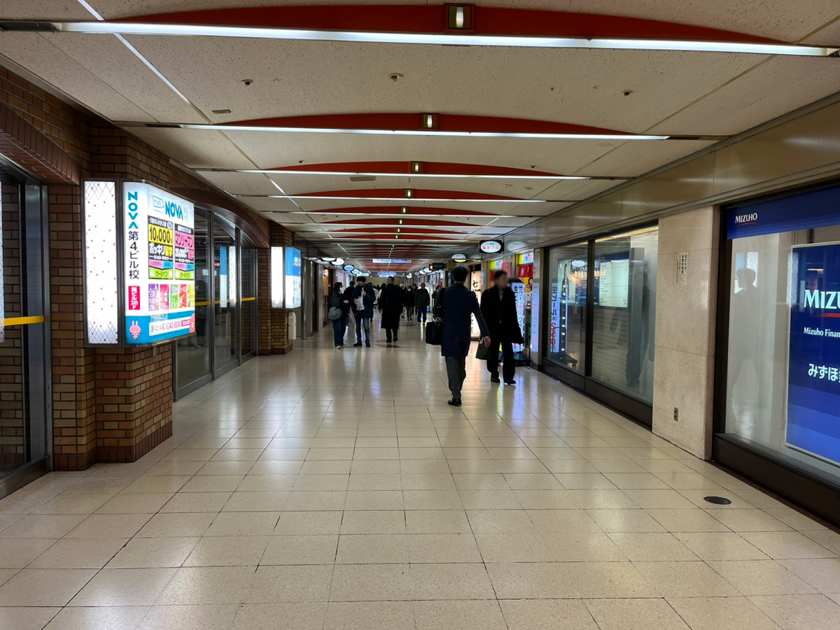 東梅田駅から大阪支店へのアクセス