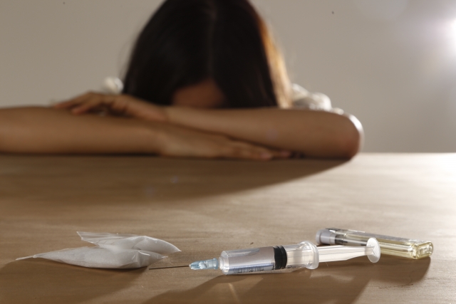 覚醒剤で逮捕されるとどうなる？流れや刑罰などを紹介