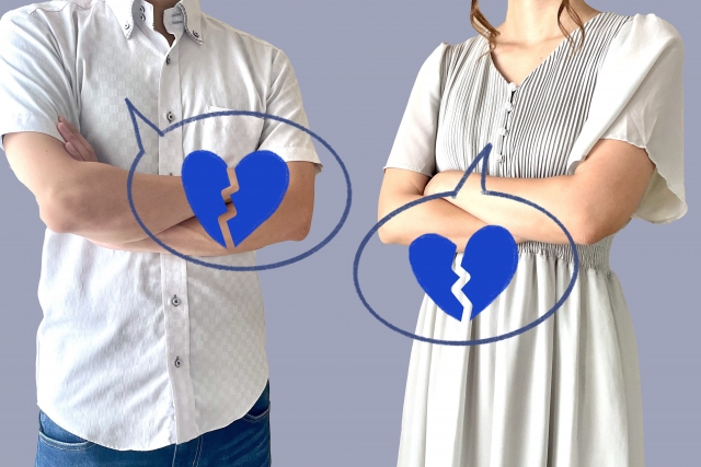 セックスレスで慰謝料を請求できる？離婚の可否や相場、手続きの流れを解説