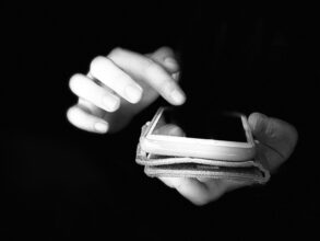 児童ポルノとは？動画や写真の所持以外で禁止される行為は？拘禁刑や罰金の相場を解説